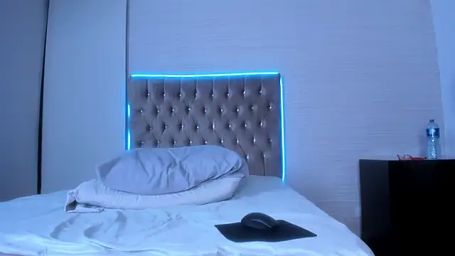 Mimossas's cam snapshot