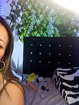 any_mour's cam snapshot