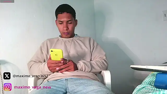 maximo_vega_newv's cam snapshot