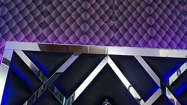 victoriaa_lee_'s cam snapshot