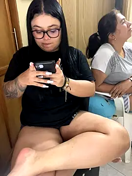 alissonfernandez_'s cam snapshot