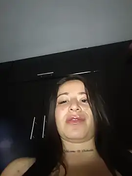 Emily_Kooper live sex cam