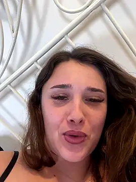 MayaVonDe's cam snapshot