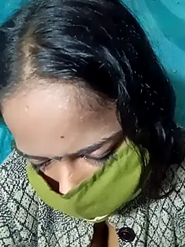 V_HOT_CUTE's cam snapshot