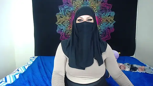 evelyn__salah's cam snapshot