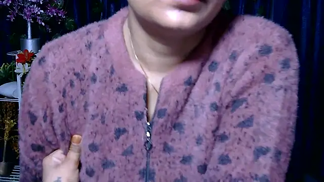 Lucky_Flora's cam snapshot