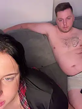 brunetteGirl274 live sex cam