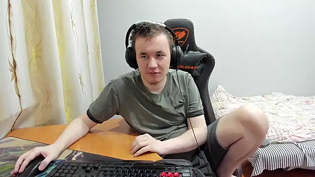 iliaskrislove live sex cam