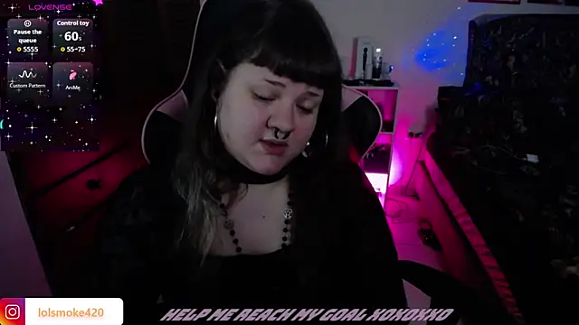 Bdsm_and_fries live sex cam