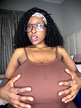 Bustygoddess32's cam snapshot