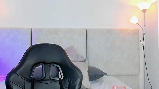 Giselle_Lauren live sex cam