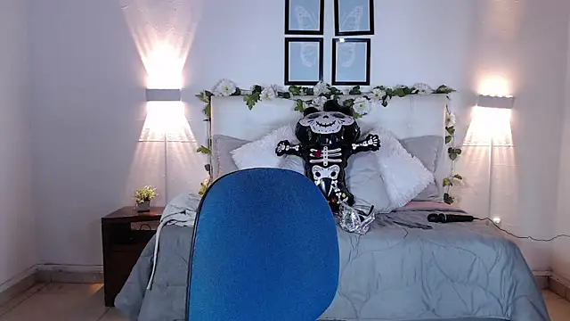 Megan_05_'s cam snapshot