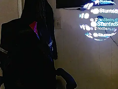 KrazyLegz live sex cam