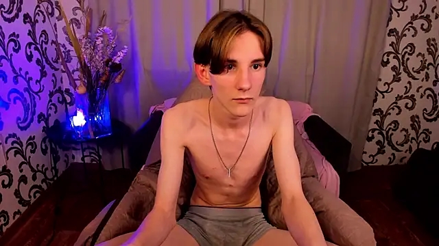 ted_lun's cam snapshot