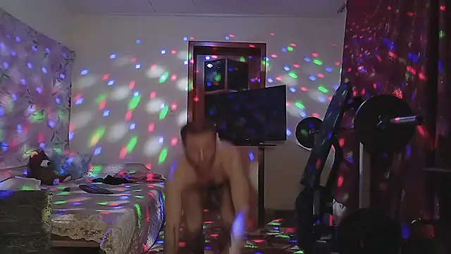 333Alone_in_theDark777's cam snapshot