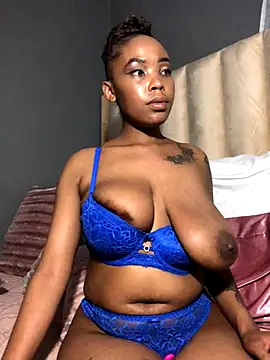 Nicole_Liam_'s cam snapshot