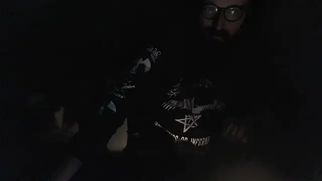 contemptumundi888's cam snapshot