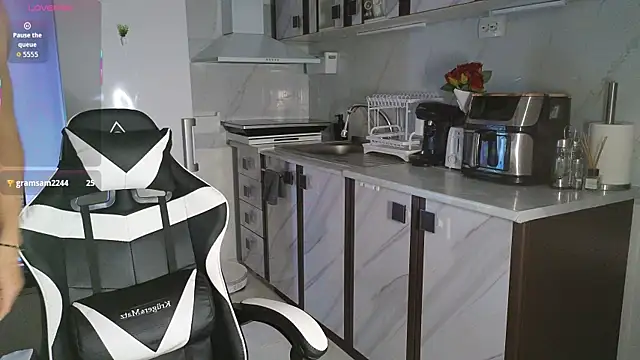 RyanStorm_'s cam snapshot