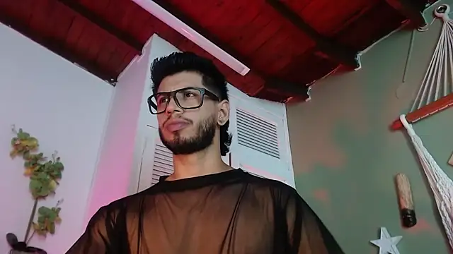 Colby_brown03's cam snapshot