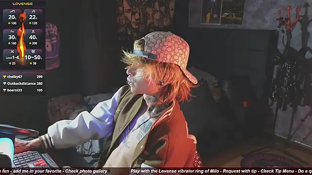 AcidMilo live sex cam