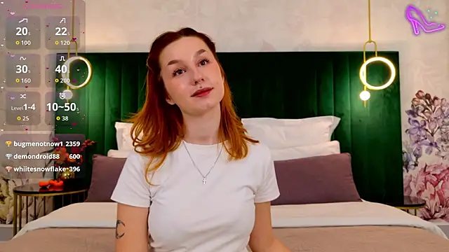 ClaireMathis's cam snapshot