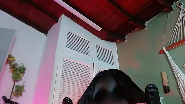 Colby_brown03's cam snapshot