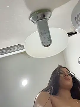 Juanita-Diaz live sex cam