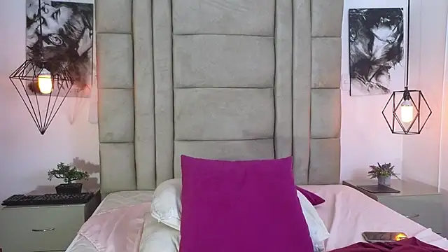 Charlotteto_'s cam snapshot