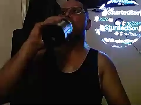 KrazyLegz live sex cam