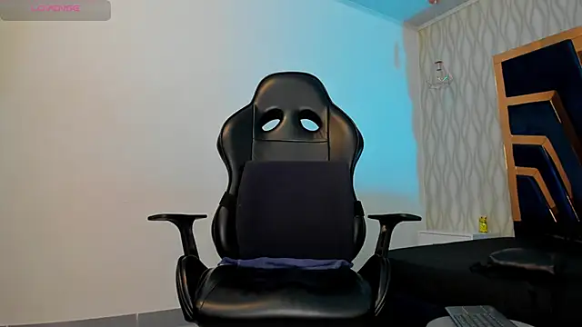 Petesevans live sex cam