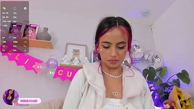 emily_bank's cam snapshot