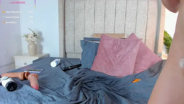 juana_240 live sex cam