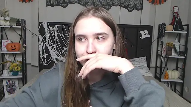 LauraHlot live sex cam