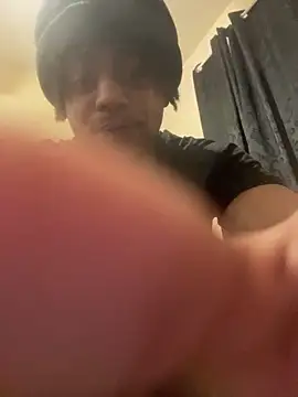 Elgrazonamor's cam snapshot