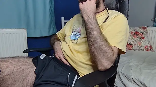 hairybearcb's cam snapshot