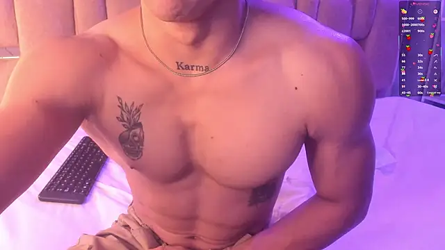 AkazaBoy_'s cam snapshot