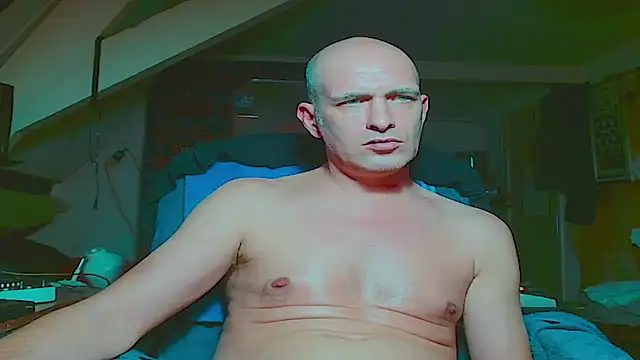 maxhard77 live sex cam