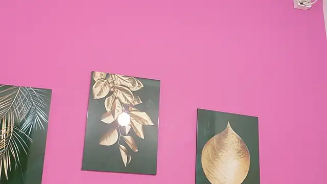 kinkyandsavage's cam snapshot