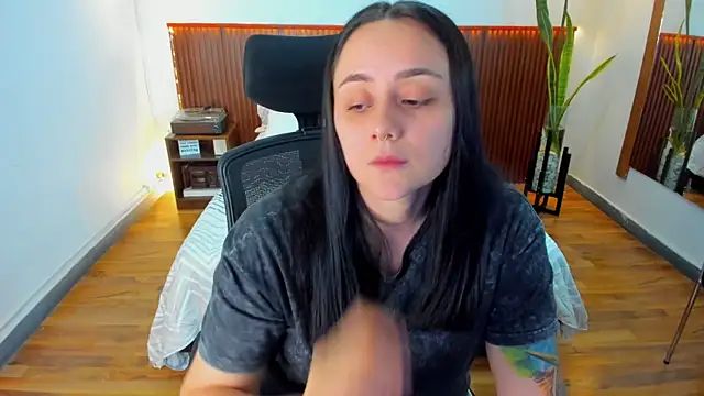 KatherineBond's cam snapshot