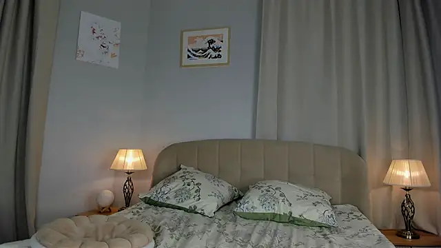 DominikaElis live sex cam