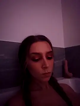 LilyOrion live sex cam