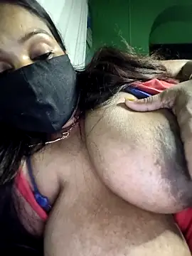 V-hot-swiet's cam snapshot