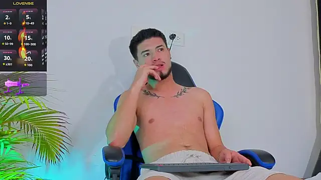 EdwardRoss_'s cam snapshot