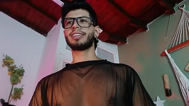 Colby_brown03's cam snapshot