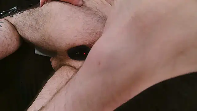 Girthywhereitmatters's cam snapshot