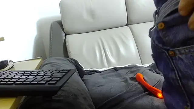 gillou1234 live sex cam