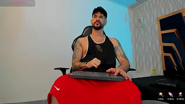 Petesevans live sex cam