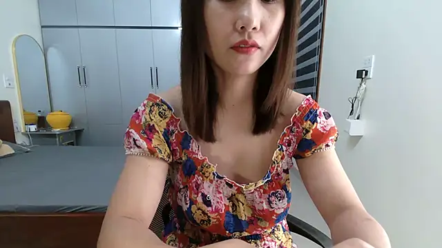 LoveMai-LoveMai's cam snapshot