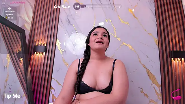 Hera_n_zeus_'s cam snapshot