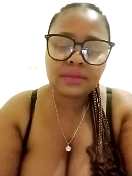 BoobsBae04's cam snapshot